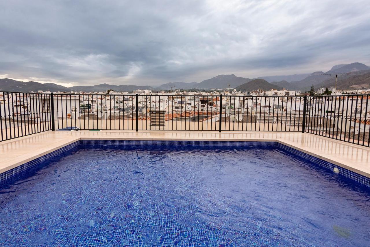 Appartamento Luxurious Carabeo 2000 1.3 Nerja Esterno foto
